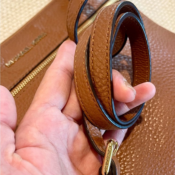 Michael Kors Brown Leather Crossbody Bag - Picture 3 of 13